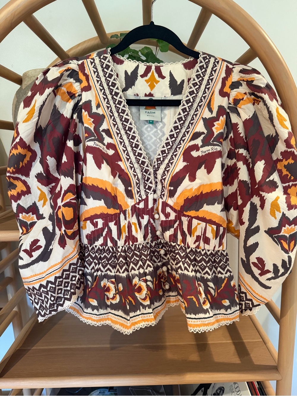 FARM Rio Multicolor Floral-Print V-Neck Puff Sleeve Top